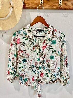 Sanctuary Clover tie Floral Tie-Front Button-Up Blouse - White Multi size Small